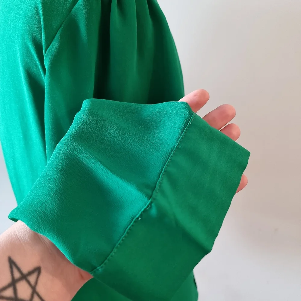 Basque Green Blouse - Picture 4 of 6